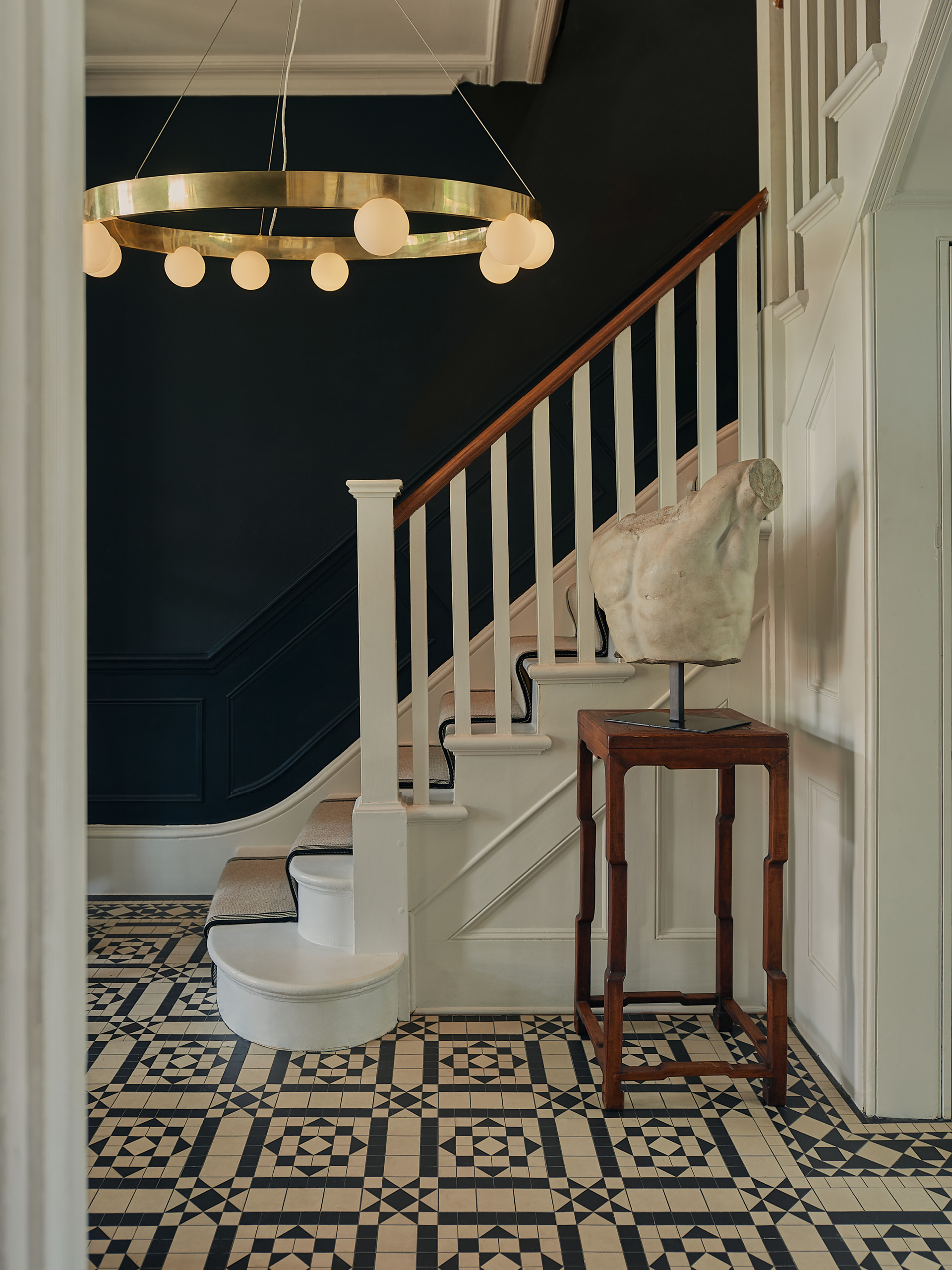 heathfield-ceilinglight-cami-lifestyle1